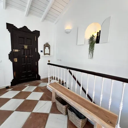 Casa De Oro Luxurious Townhouse Holiday home